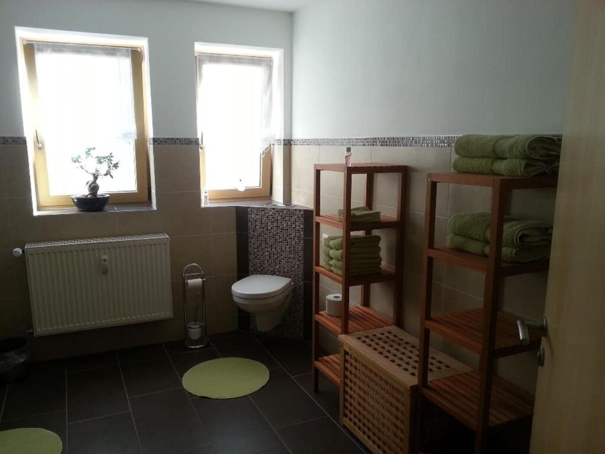 Ferienwohnung Und Sommerhaus Unter Der Burg Falkenberg  Luaran gambar