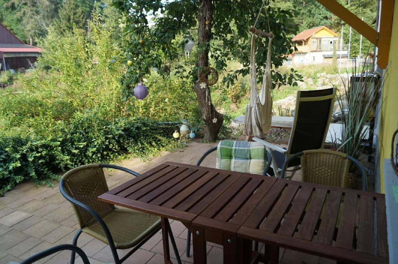Ferienwohnung Und Sommerhaus Unter Der Burg Falkenberg  Luaran gambar