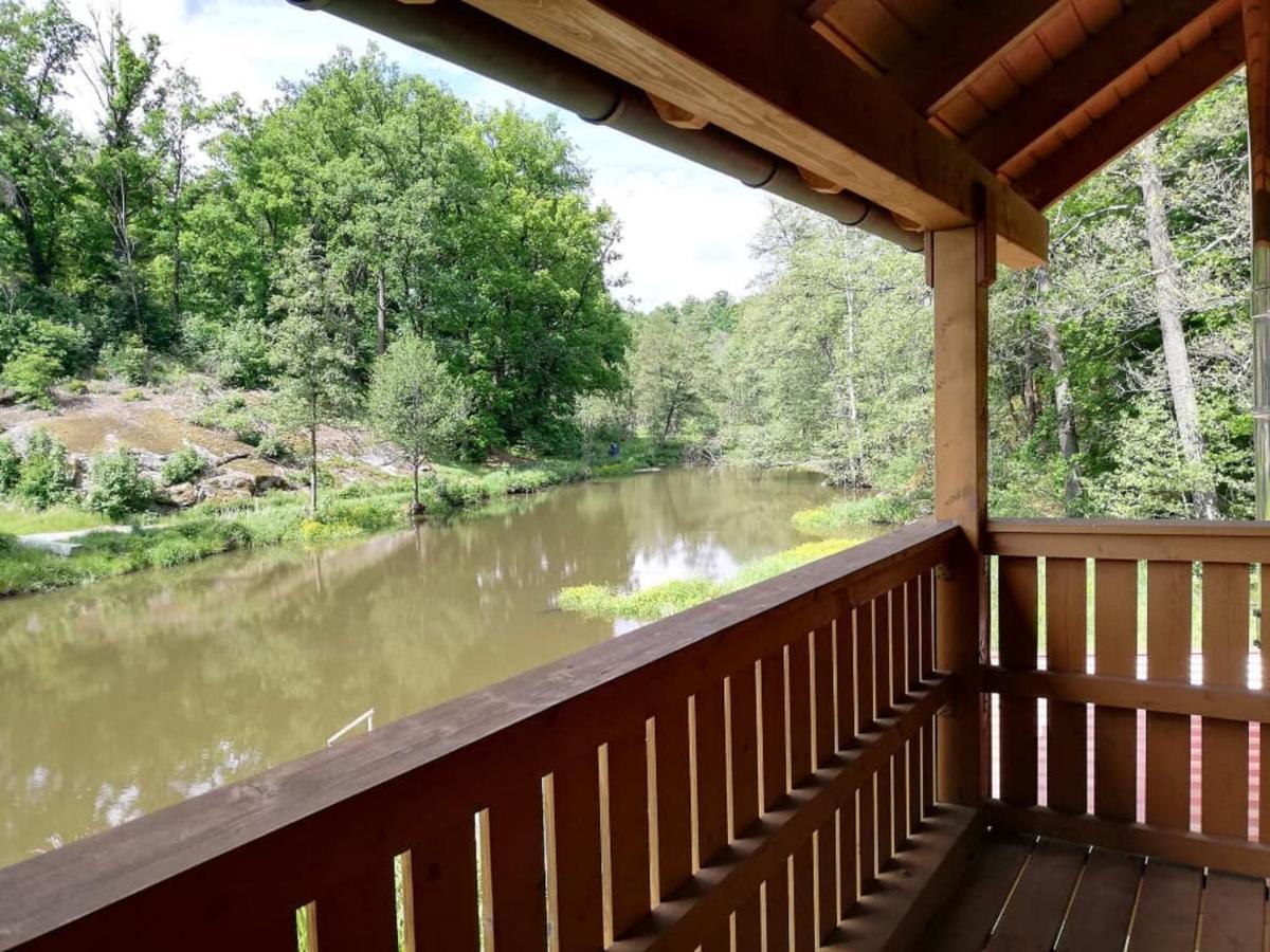 Ferienwohnung Und Sommerhaus Unter Der Burg Falkenberg  Luaran gambar